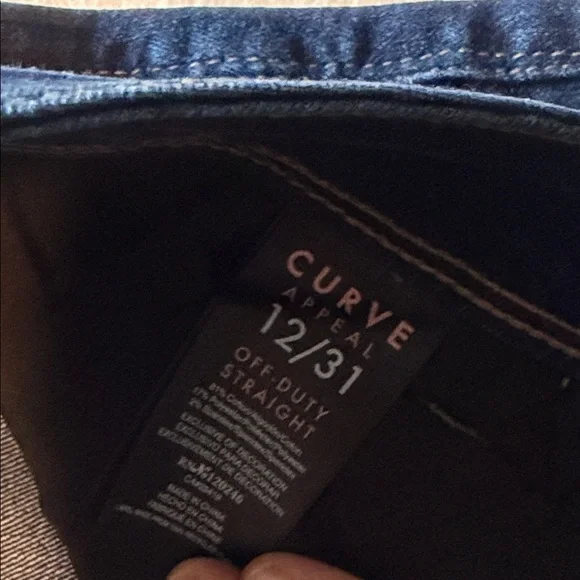 Women's Straight Leg Jeans - Dark Blue - Picture 3 of 11